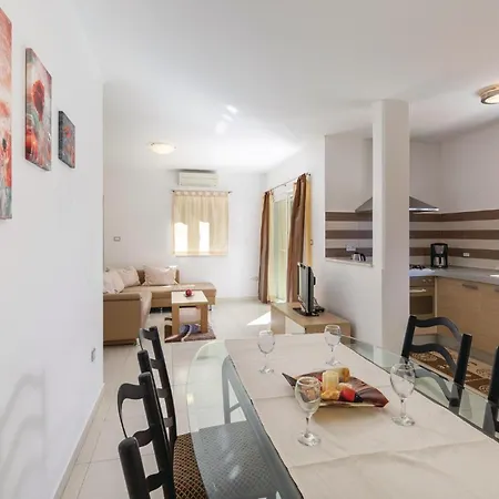 Apartment Amazing In Labin With Kitchen *