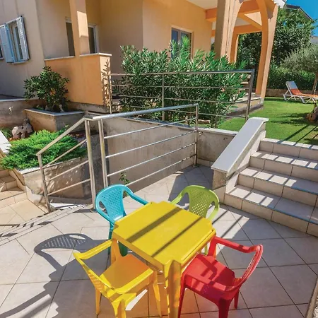 Apartment Amazing In Labin With Kitchen *