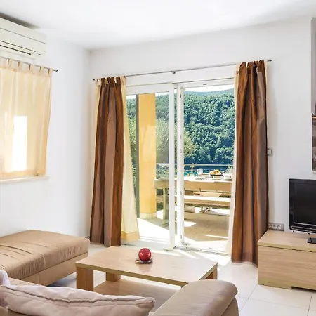 Amazing In Labin With Kitchen Apartment *