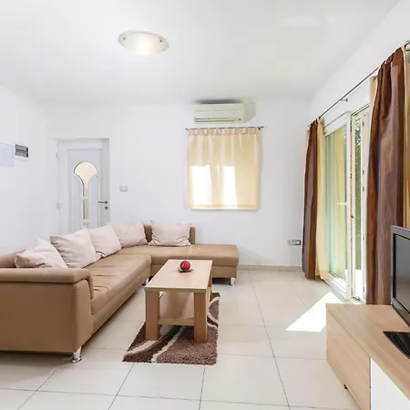 Apartment Amazing In Labin With Kitchen *