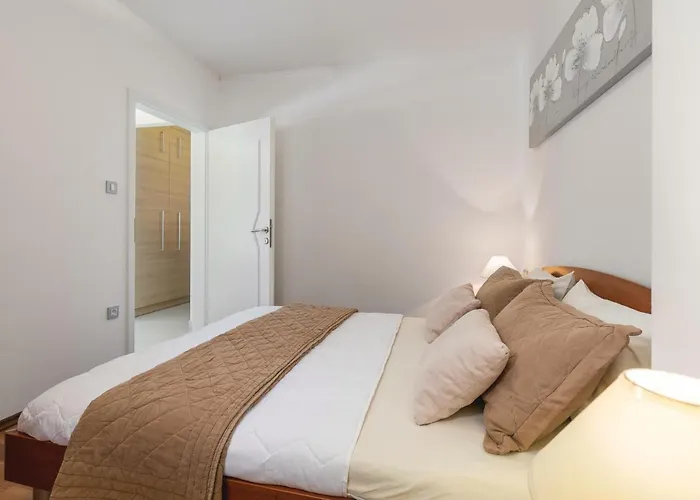 Duga Luka Labin (Istria)